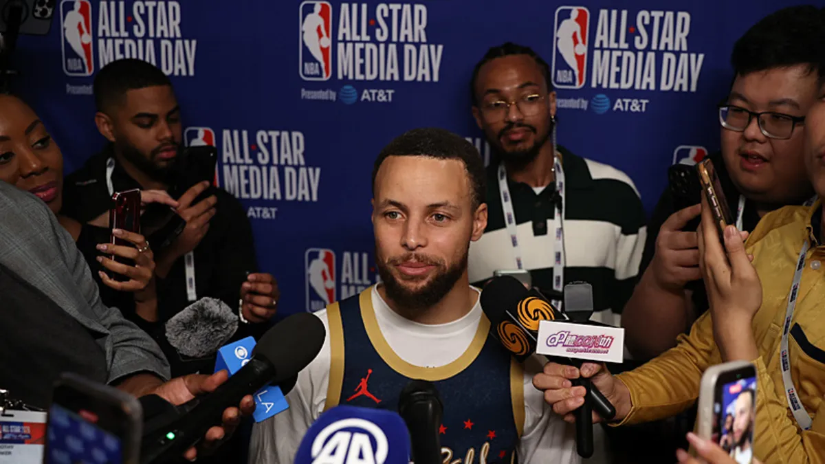 Stephen Curry: Yıla başlarken hedeflediğimiz yerde değiliz!