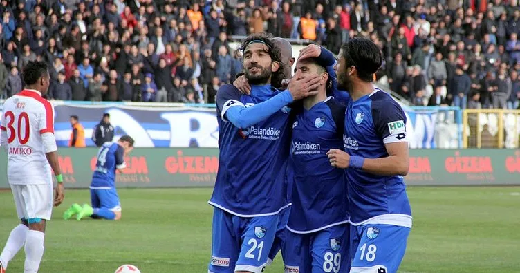 Erzurumspor’dan playoff yolunda önemli adım