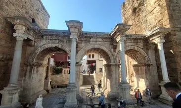 Antalya’nın en kalabalık kapısı: Yılda 21 milyon yerli ve yabancı turist ziyaret ediyor #antalya