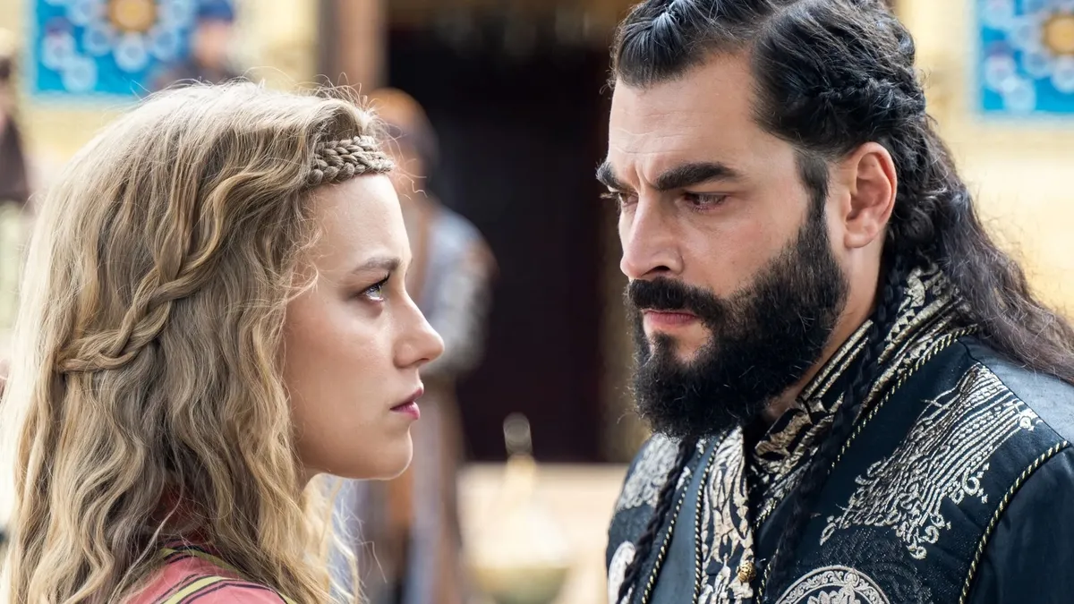 Aşk ve Taht 5. bölüm fragmanı izle: "Yıllardır aradığın o kız benim"