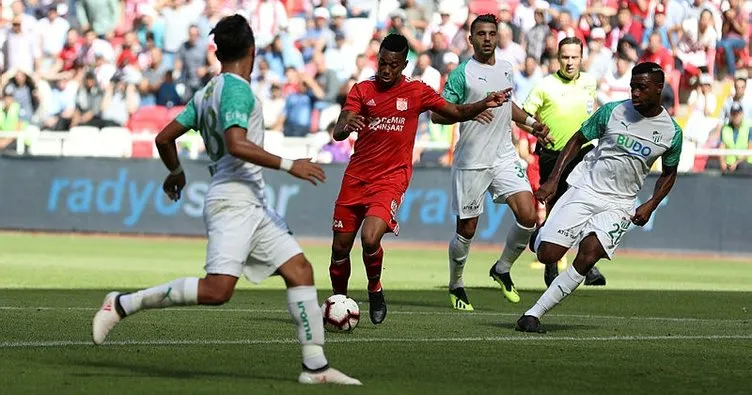 Sivasspor sahasında Bursaspor’u mağlup etti