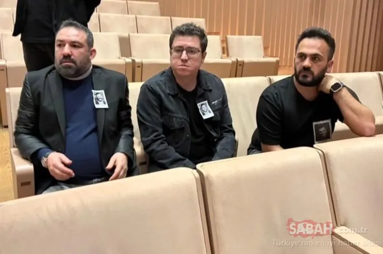 SON DAKİKA: Şinasi Yurtsever’e son yolculuğuna uğurlandı! Annesinin feryatları yürekleri dağladı! Ahmet Kural gözyaşlarına boğuldu...