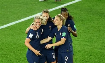 Fransa açılış maçında Güney Kore’yi farklı geçti