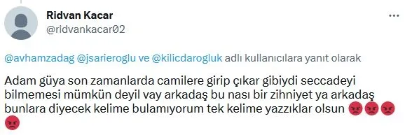 kilicdaroglu-seccadeye-ayakkabi-ile-basti-sosyal-medyada-buyuk-tepki-cekti-1680295835661.jpg