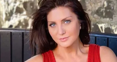 Ünlü şarkıcı Sibel Can’dan bornozlu poz! 49 yaşındaki Sibel Can’ın bornozlu pozu sosyal medyayı salladı!