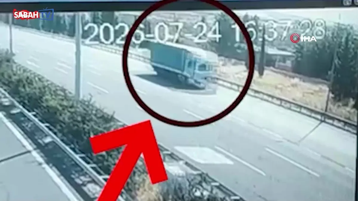Otobanda ters yönde ilerledi! Şanlıurfa’da trafiği tehlikeye atan tır sürücüsüne 90 bin lira ceza… | Video videosunu izle Otobanda ters yönde ilerledi! Şanlıurfa’da trafiği tehlikeye atan tır sürücüsüne 90 bin lira ceza… | Video videosunu izle