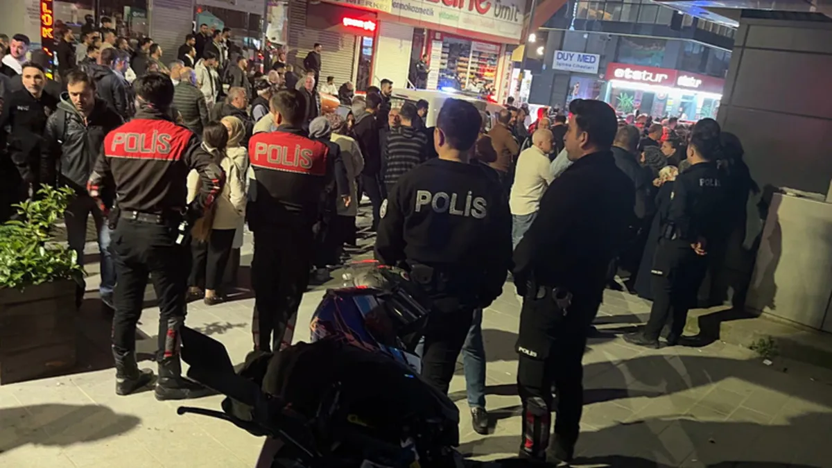 Dengesini kaybederek motosikletten sürücü hayatını kaybetti Dengesini kaybederek motosikletten sürücü hayatını kaybetti