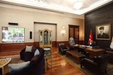 Başbakan’ın odasından kareler