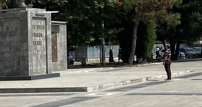 Anıtpark Meydanı’nda saygı duruşuna geçti #duzce