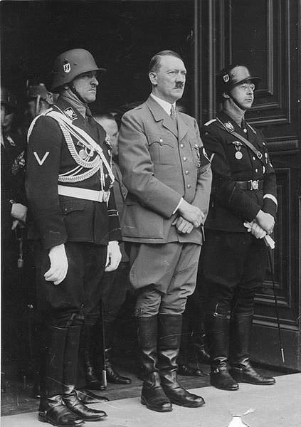 Hitler’in sağ kolu Heinrich Himmler