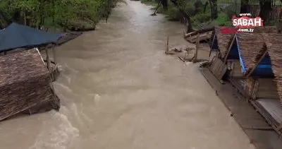 Ihlara Vadisi’nde heyelan! 2 dev kaya parçası köy yoluna düştü, evleri su bastı | Video