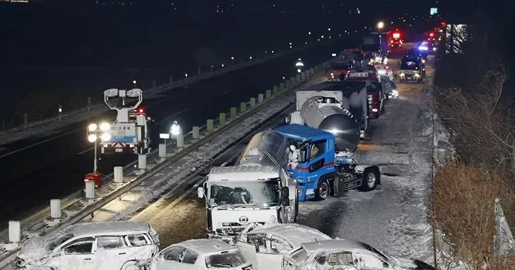 Japonya’da zincirleme kaza: 130 araç birbirine girdi