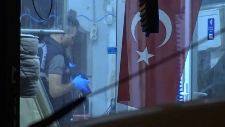 Bir binanın bodrumunda iki adet lav silahı bulundu: Ekipler hemen harekete geçti!