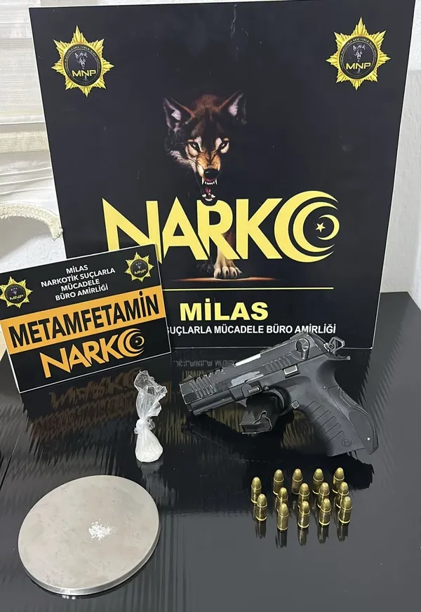 muglada-uyusturucu-tacirlerine-operasyon-8-supheli-tutuklandi-1763484713732.jpg