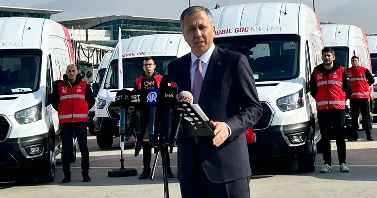 İçişleri Bakanı Ali Yerlikaya, “Bu uygulama dünyada bir ilk” diyerek açıkladı... 65 yeni Mobil Göç Noktası Aracı hizmete girdi
