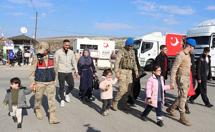 SON DAKİKA… Türkiye’den Suriye seferberliği! Ülkesine dönen sığınmacılar için özel çalışma: 14 senelik yıkım yeniden inşa edilecek!
