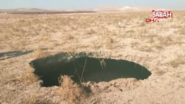 Konya'da 3 metre çapında 15 metre derinliğinde obruk oluştu | Video