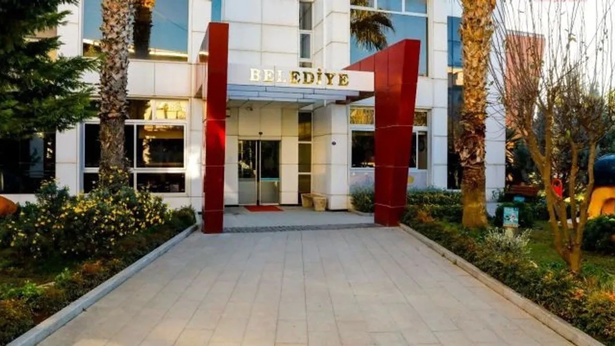 Seferihisar Belediyesi soruşturması Güzelbahçe Belediyesi'ne uzandı: Şüpheli para transferleri tespit edildi