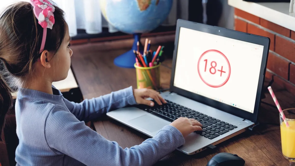 Sosyal medyada yaş doğrulama sistemi kurulmalı