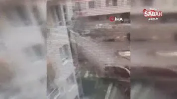 Ankara’da fırtına çatıları uçurdu