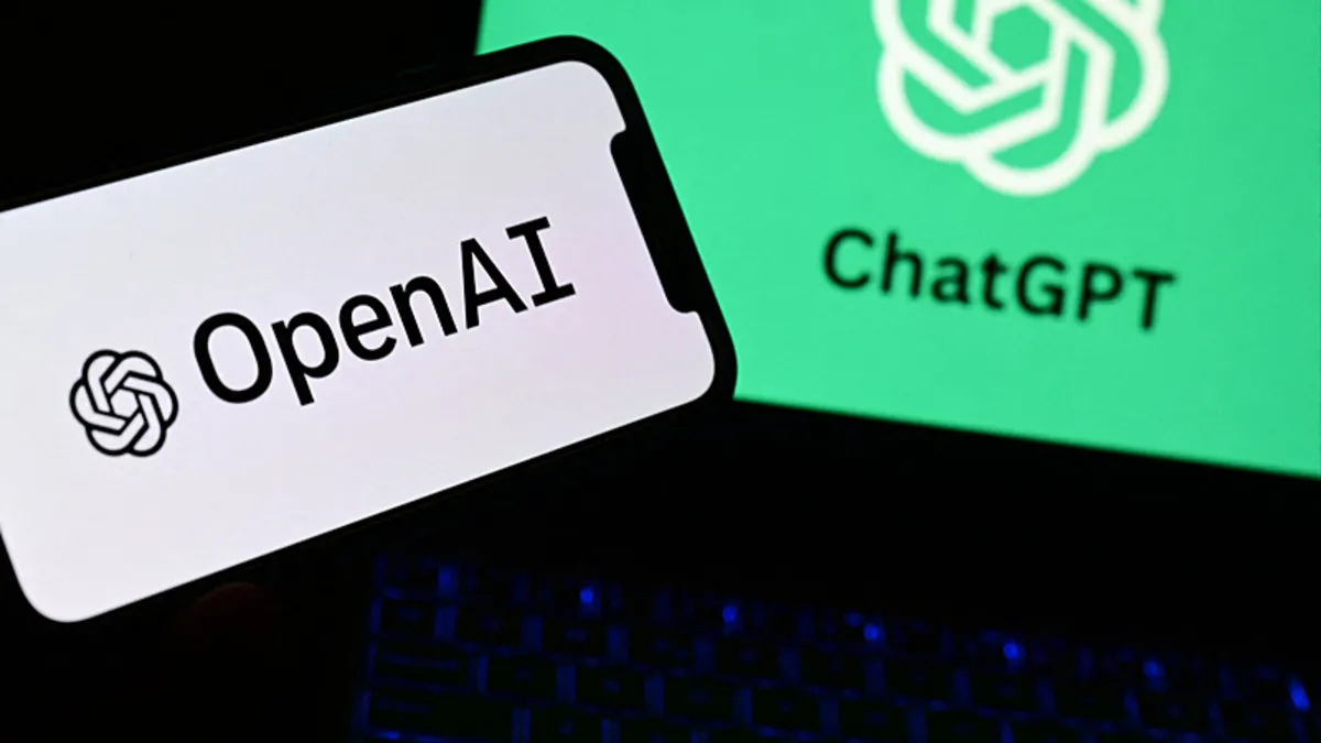 ChatGPT logosu ve bir mahkeme binası görseli.