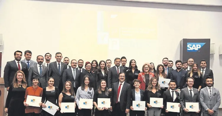 HKÜ öğrencileri sertifika aldı