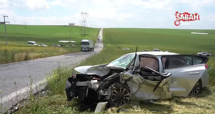 Diyarbakır’da otomobil ile hafif ticari araç çarpıştı: 2 yaralı | Video