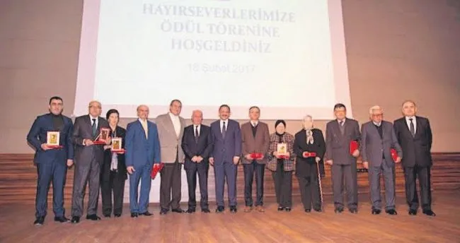 Hayırseverlere altın madalya