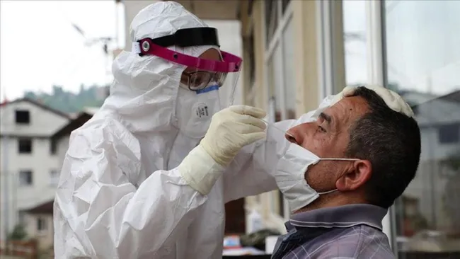 İstanbul İl Sağlık Müdürü Kemal Memişoğlu: Vatandaşlarımız bir an önce randevularını alıp aşı olsun - 12