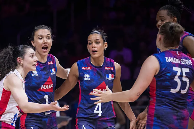 FIVB Voleybol Milletler Ligi puan durumu güncellendi! Filenin Sultanları’nın yeni yeri belli oldu