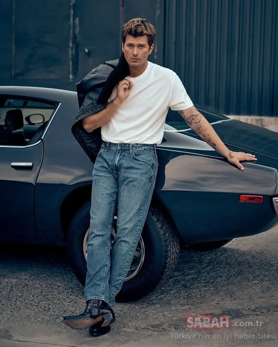 40 yaşındaki yakışıklı oyuncu Kıvanç Tatlıtuğ göz kapaklarını mı aldırdı? Sosyal medya onu konuştu!