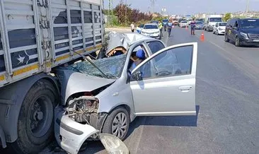 Otomobil ok gibi TIR’a saplandı: 1 ölü 1 ağır yaralı