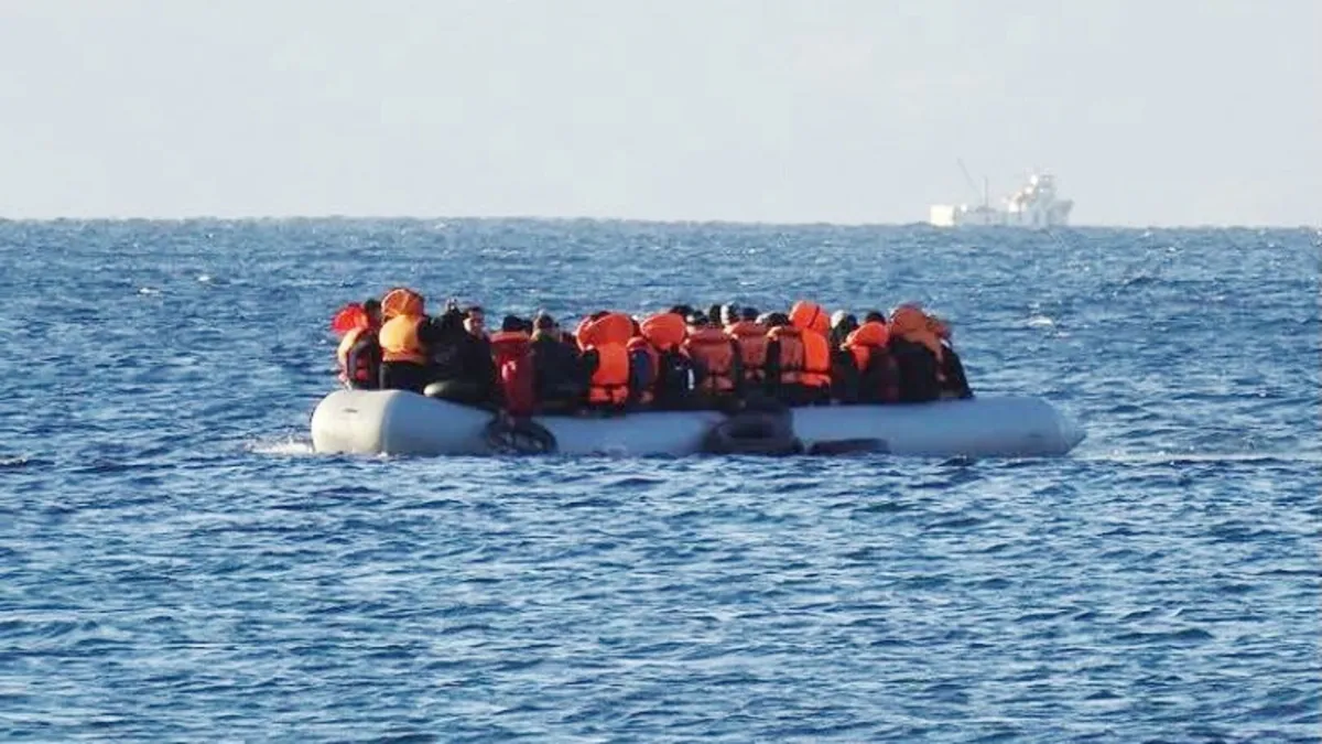 Finike açıklarında facia! Mülteci botu battı: 8 ölü, 10 yaralı Finike açıklarında facia! Mülteci botu battı: 8 ölü, 10 yaralı