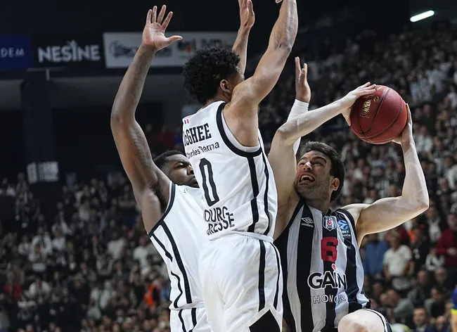 son-dakika-eurocup-besiktas-gain-ilk-macta-istedigini-alamadi-avantaji-bourga-kaptirdi-1776889554259.jpg