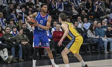 Anadolu Efes’ten farklı galibiyet!