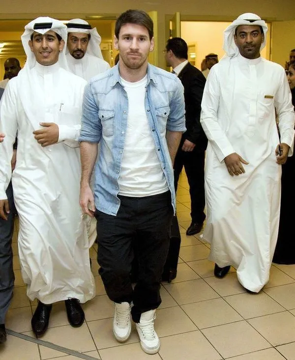 Messi'ye silah şoku