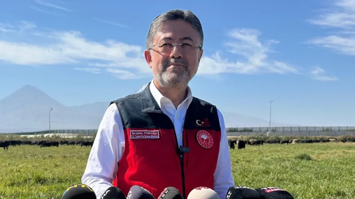 Tarım ve Orman Bakanı İbrahim Yumaklı'nın Türkiye'nin tarımsal hasıla başarısını duyurduğu an.