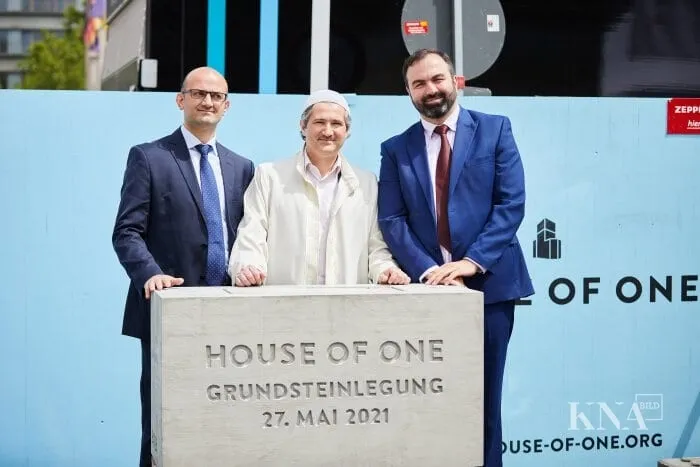 Son dakika | SABAH Celal Fındık'ı Berlin'de görüntüledi! İşte FETÖ'nün din bozguncusu...