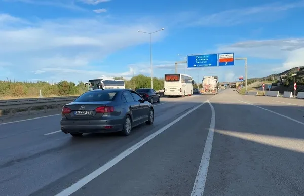 kurban-bayrami-oncesi-kirikkalede-trafik-yogunlugu-1779472448889.jpg