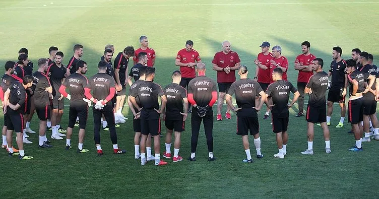 Türkiye Milli Takımı, Rusya ve İsveç maçlarına hazırlanıyor