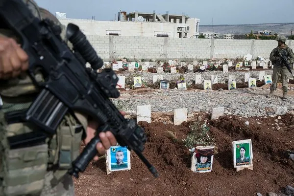 Afrin'de teröristlerin bulunduğu mezarlık görüntülendi! İşte o terörist mezarlığı