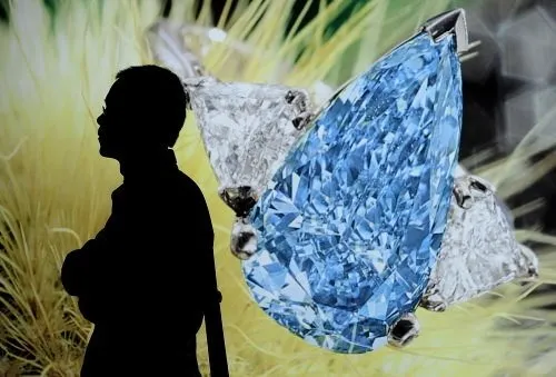 6.4 milyon dolara yakından bakın