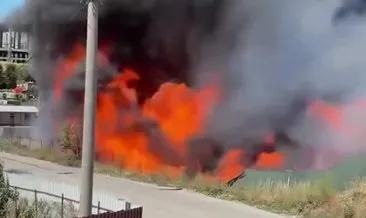 Palet fabrikasında korkutan yangın #kocaeli