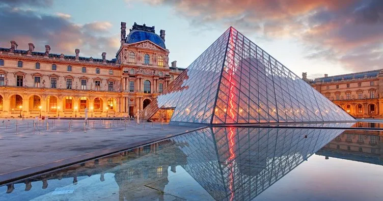Louvre bir tık uzağınızda