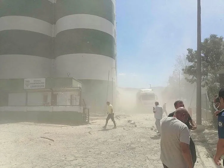 Son dakika: Kocaeli’de TMO silosunda patlama! Bölgeye çok sayıda ekip sevk edildi, yaralılar var