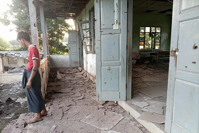 Myanmar ordusu festivali kana buladı! 40 ölü