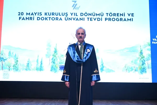 ktuden-bakan-uralogluna-fahri-doktora-unvani-1779284100174.jpeg