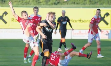 Aslan sessiz bitirdi