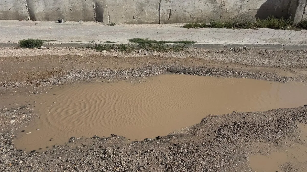 Bergama Özgürlük Caddesi'nde devam eden yol çalışmaları