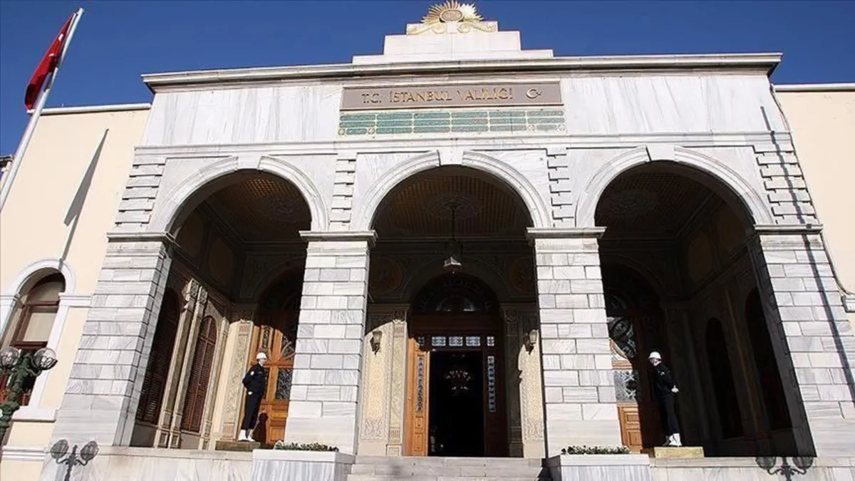İstanbul Valiliğinden yeni yangın tedbirleri talimatı İstanbul Valiliğinden yeni yangın tedbirleri talimatı